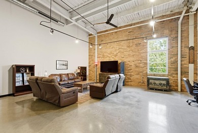 Trendy Loft-Style Condo Just 1 Mile from Downtown & Manchester -