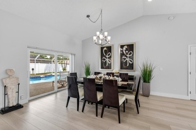 Welcome to Boca Raton's best-kept secret: The Estates Boca Lyons - photo 17