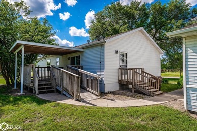 3 Bedrooms, 2 Baths and lots of space with 1512 sq. ft all on - photo 5