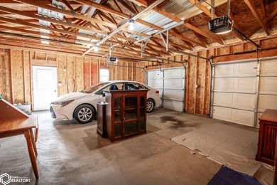 3 Bedrooms, 2 Baths and lots of space with 1512 sq. ft all on - photo 8
