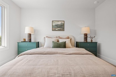 PRESALE 2026 DEVLIVERY. END UNIT. The Avon is a modern townhome - photo 25