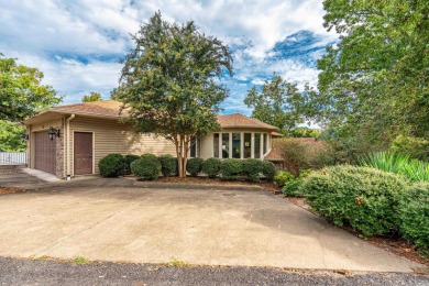 Lake Home For Sale in Hot Springs, Arkansas