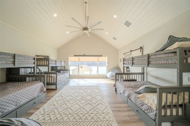 Fabulous waterfront home on beautiful Lake Cypress Springs - photo 31