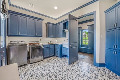 Luxury Custom Estate on 2.35 Acres - Canyon West - Brock ISD - photo 32