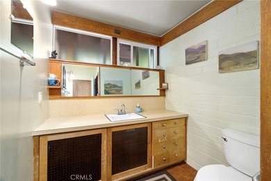 Perched in the highly sought after Portuguese Bend community of - photo 10
