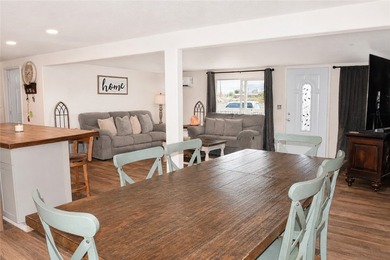 *MOTIVATED SELLER*Discover the possibilities on this fully - photo 4