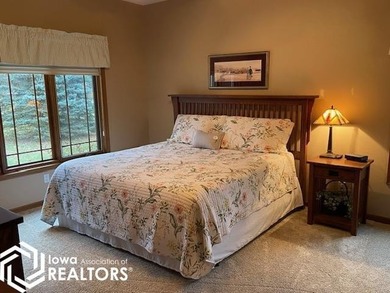 The Perfect Blend of Town and Country Living! This spacious - photo 22
