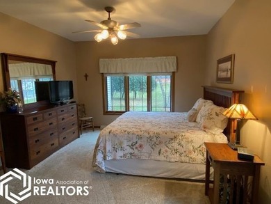 The Perfect Blend of Town and Country Living! This spacious - photo 23