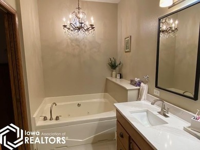 The Perfect Blend of Town and Country Living! This spacious - photo 25