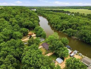 Enjoy stunning Rock River views from this well-maintained - photo 29