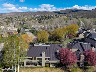 Unobstructed views of the Arrowhead ski slopes highlight this - photo 30