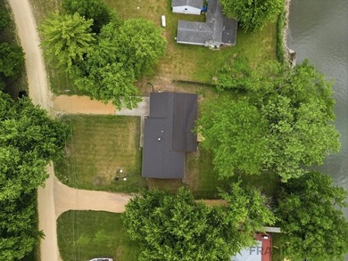 Enjoy stunning Rock River views from this well-maintained - photo 32