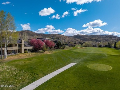 Unobstructed views of the Arrowhead ski slopes highlight this - photo 33