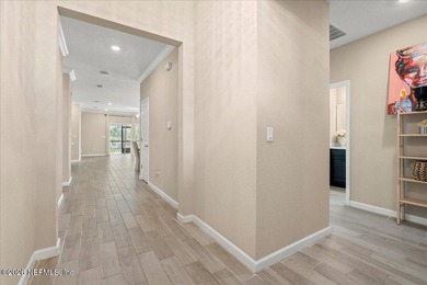 Welcome home to this well-maintained and immaculate 4-bedroom, 3 - photo 8