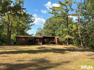 Lake Springfield Home Active Under Contract in Springfield Illinois