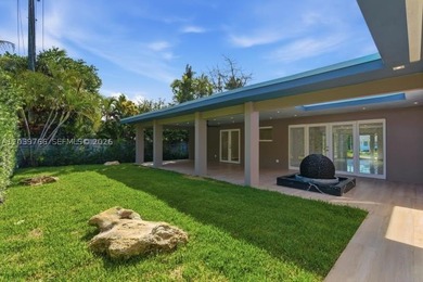 Located in northern Coconut Grove, this fully renovated - photo 10