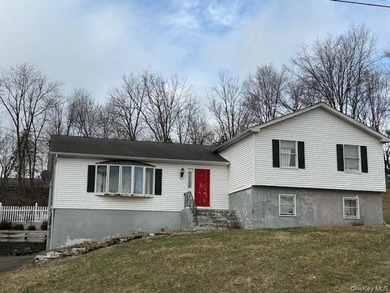 Glenmere Lake Home Sale Pending in Florida New York