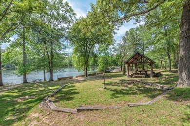 Welcome to an extraordinary legacy estate encompassing over 457 - photo 39