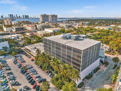Solid Investment - South Beach Office Space Fully Equipped & - photo 1