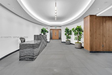 Solid Investment - South Beach Office Space Fully Equipped & - photo 8