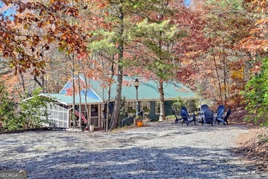 Lake Burton Home For Sale in Clayton Georgia