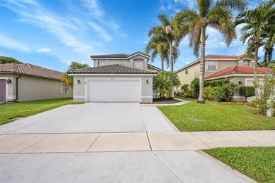 (private lake, pond, coastal) Home For Sale in Boynton Beach Florida