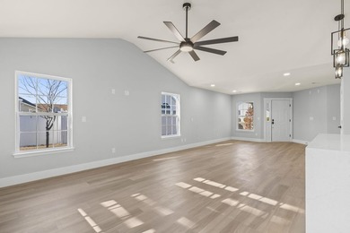 Welcome to this beautifully fully renovated 3 bedrooms, 2 and a - photo 15