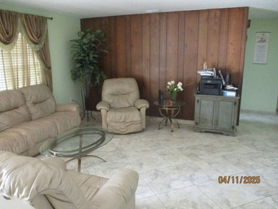 ~ LAKE OKEECHOBEE ACCESS- CHARMING 4 bedroom 2 bathroom CBS home - photo 16