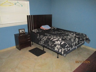~ LAKE OKEECHOBEE ACCESS- CHARMING 4 bedroom 2 bathroom CBS home - photo 21