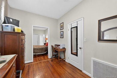 Turn-Key Perfection in the Heart of Pelham Bay! Welcome home to - photo 23