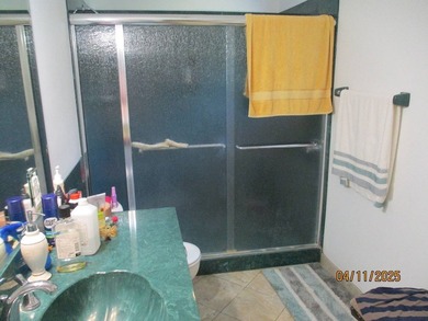 ~ LAKE OKEECHOBEE ACCESS- CHARMING 4 bedroom 2 bathroom CBS home - photo 24