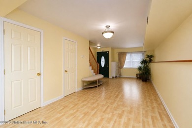 Welcome to 29 Natalie Court, an immaculate 4-bedroom, 3.5-bath - photo 24