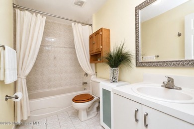 Welcome to 29 Natalie Court, an immaculate 4-bedroom, 3.5-bath - photo 25