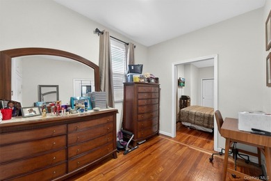 Turn-Key Perfection in the Heart of Pelham Bay! Welcome home to - photo 26