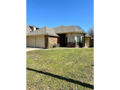 Lake Arlington Home For Sale in Arlington Texas