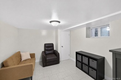 Turn-Key Perfection in the Heart of Pelham Bay! Welcome home to - photo 32
