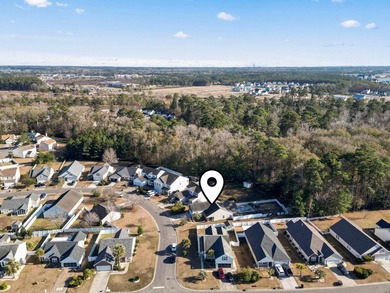 Welcome to this beautifully fully renovated 3 bedrooms, 2 and a - photo 39