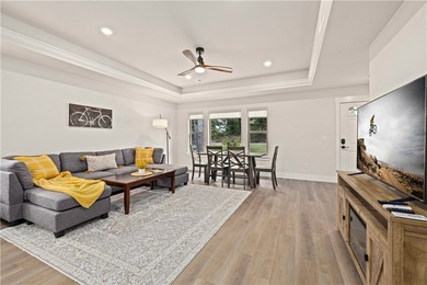 Welcome to a rare opportunity to own a fully furnished - photo 4