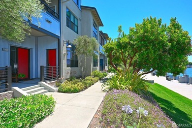 Rare opportunity to enjoy true waterfront living in the Bay - photo 6