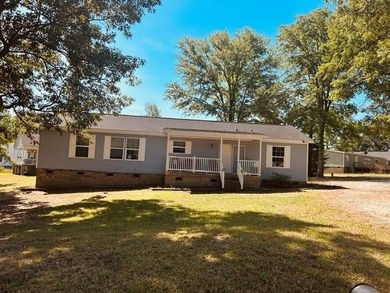 Lake Greenwood Home For Sale in Ninety Six South Carolina