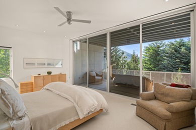 Experience luxury mountain living in this stunning Ketchum home - photo 15