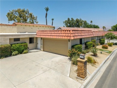 Lake Condo For Sale in Palm Desert, California