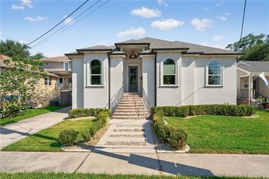 Lake Pontchartrain Home For Sale in New Orleans Louisiana