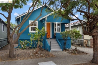 This exceptional 1927 early century cottage presents an - photo 2