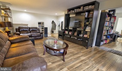 1312 Square Ft Condo in Fairwinds of Annapolis ***NEW HVAC - photo 4