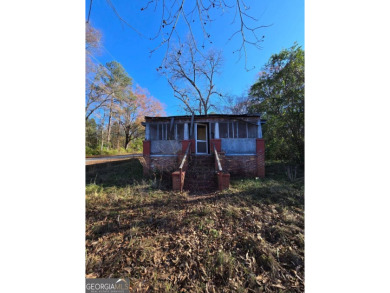 Lake Sinclair Home For Sale in Milledgeville Georgia