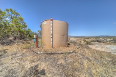 Build your dream home in the scenic gated community of Lake - photo 1
