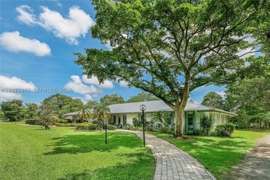 STUNNING CORNER UNIT COMPLETELY REMODELED 2 BEDROOMS & 2 - photo 33