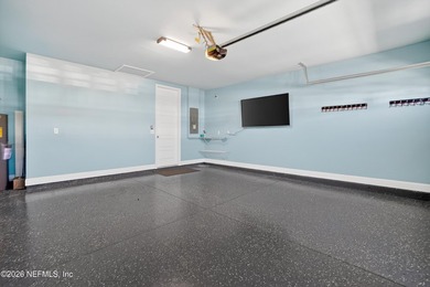 NEW LOWER PRICE !!! Welcome to this 4 BR/3 bath home with guest - photo 10