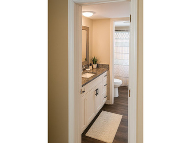 Lake Life, Modern Comfort - Welcome Home to Brightwater Bay - photo 8